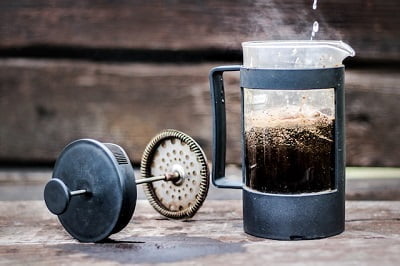How temperature of water affect the extraction of coffee flavors