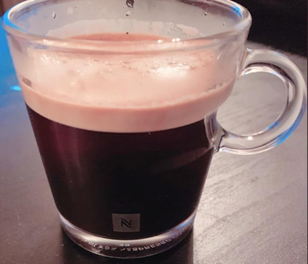 Espresso shot from Delonghi ecp3420