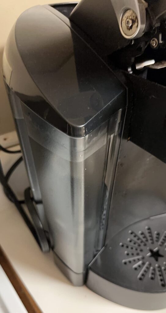 Keurig water reservoir alignment