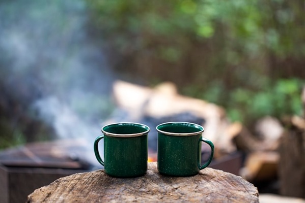 How to Make Coffee while Camping